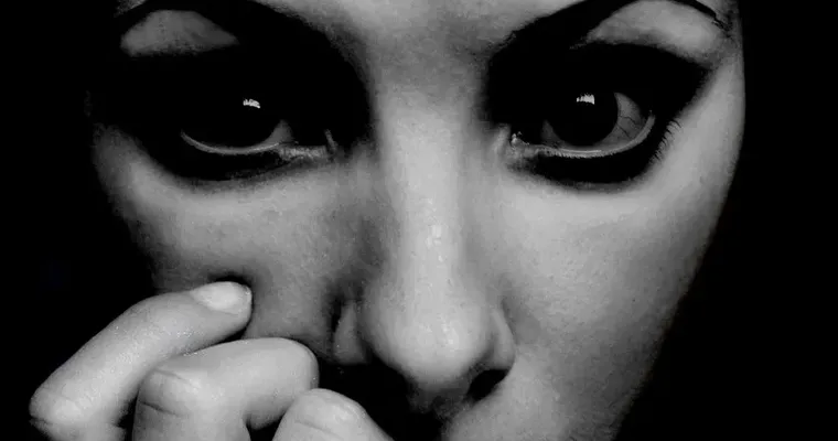 M.U.A. (Make-Up Anxiety) Relief